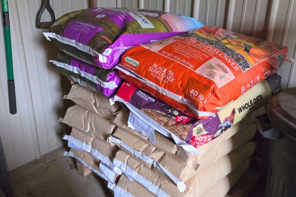 rabbit feed bags